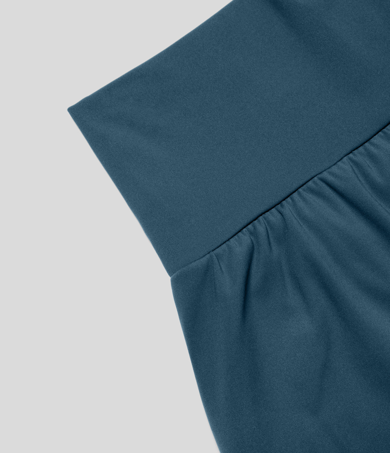 Elara | 2-in-1 high-Waisted yoga shorts